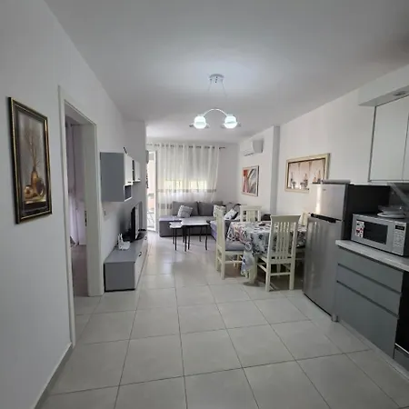 Bledi's Apartments-qerret 1 Golem (Tirana)