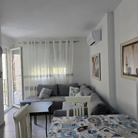 Bledi's Apartments-qerret 1 Appartement Golem (Tirana)