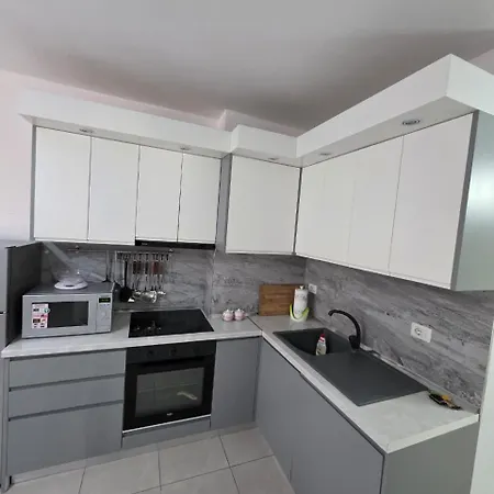 Bledi's Apartments-qerret 1 Appartement Golem (Tirana)