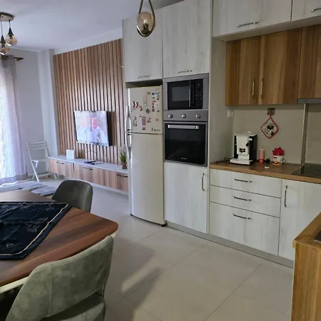 Bledi's Apartments-qerret 1 Appartement Golem (Tirana)